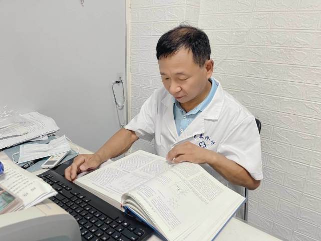 中医人物志│医路漫漫,躬身20载传播中医——丁伟强(图8) 图片